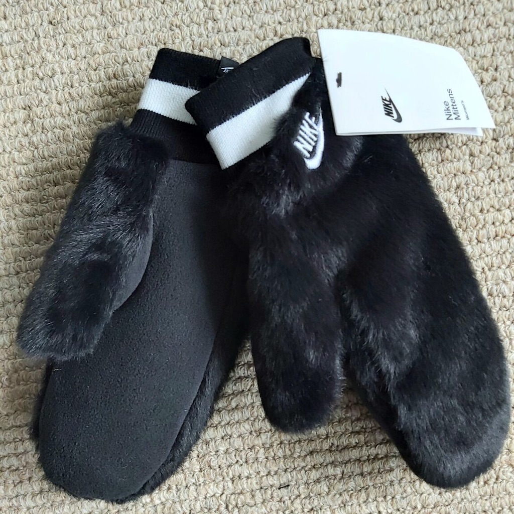 New Nike Black Warm Faux Fur Mittens M/L Womens Femme Winter Tags